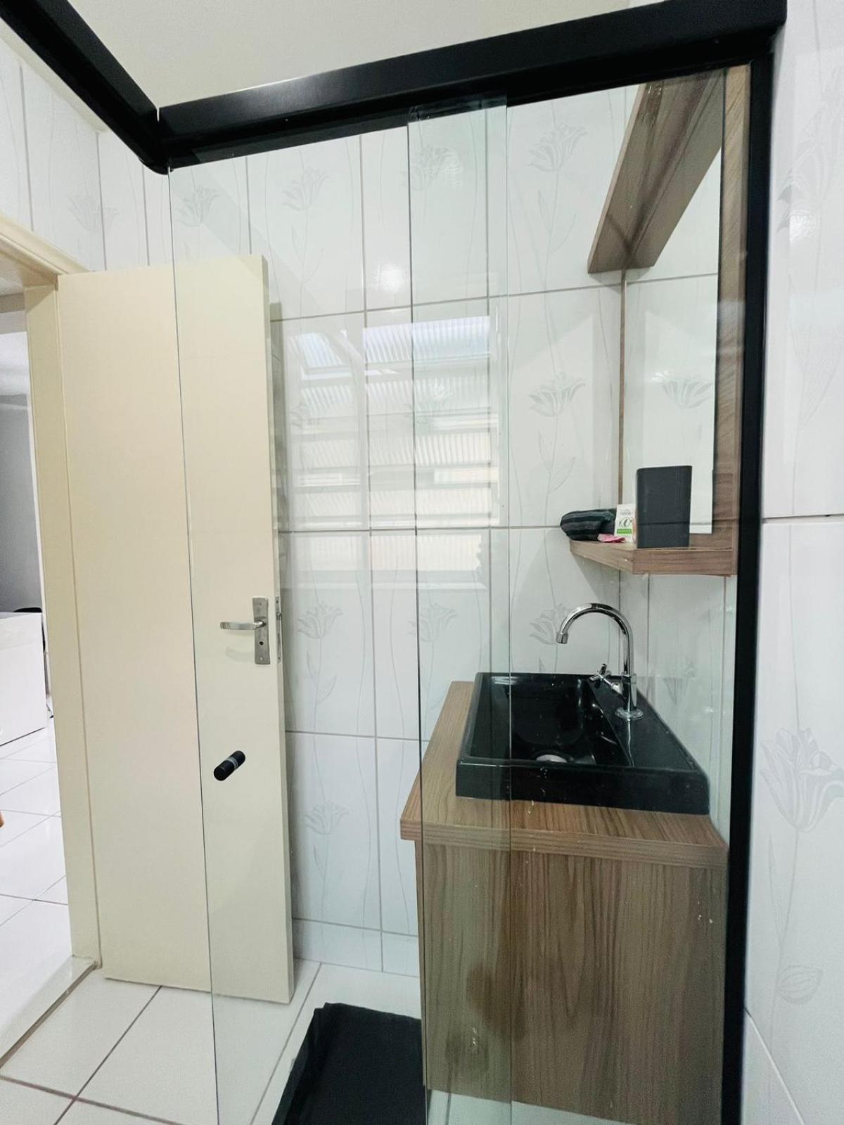 Kitnet Super Aconchegante Apartment อูบาตูบา ภายนอก รูปภาพ